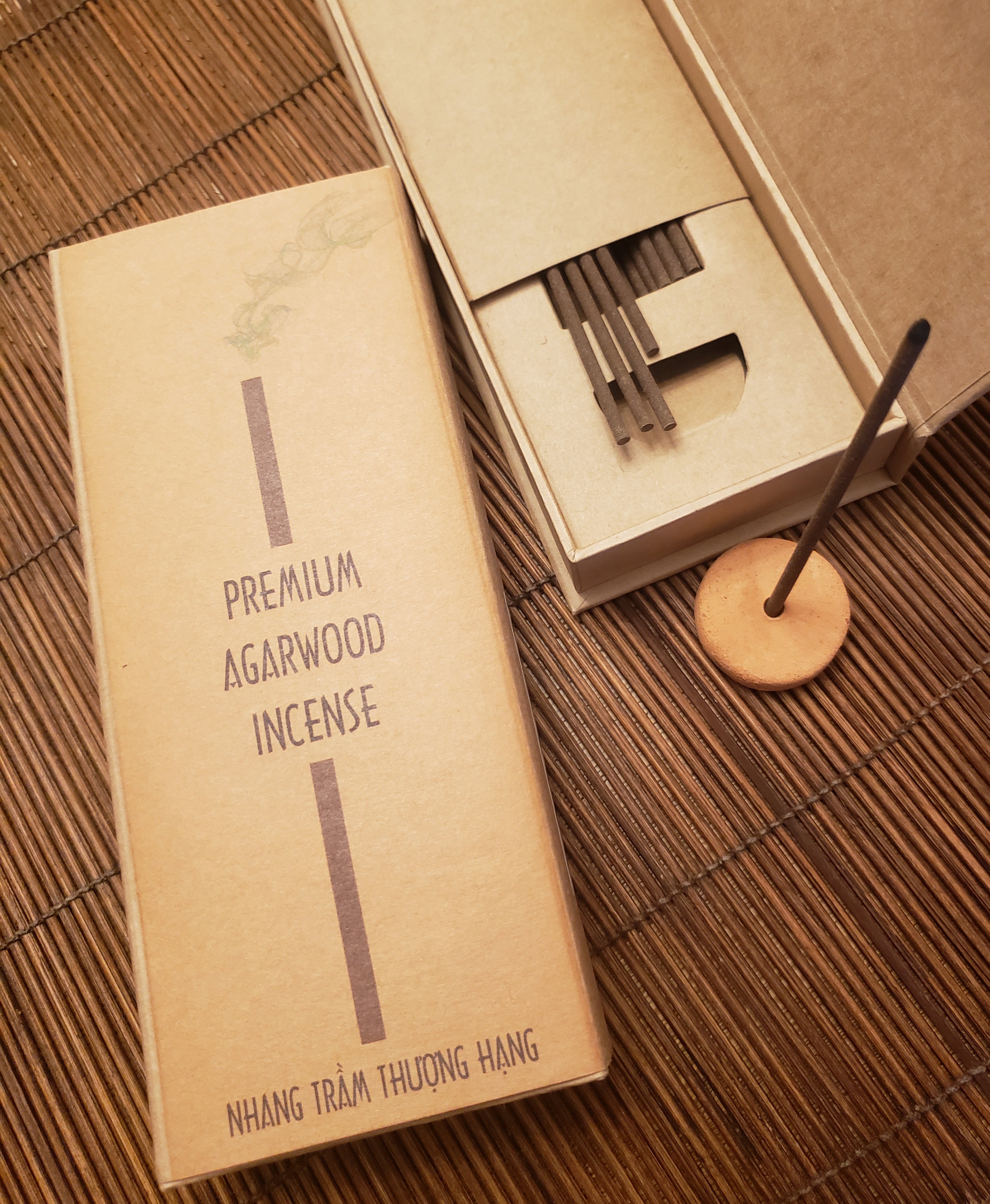 Agarwood Incense Sticks (Highest Quality - 30 sticks)